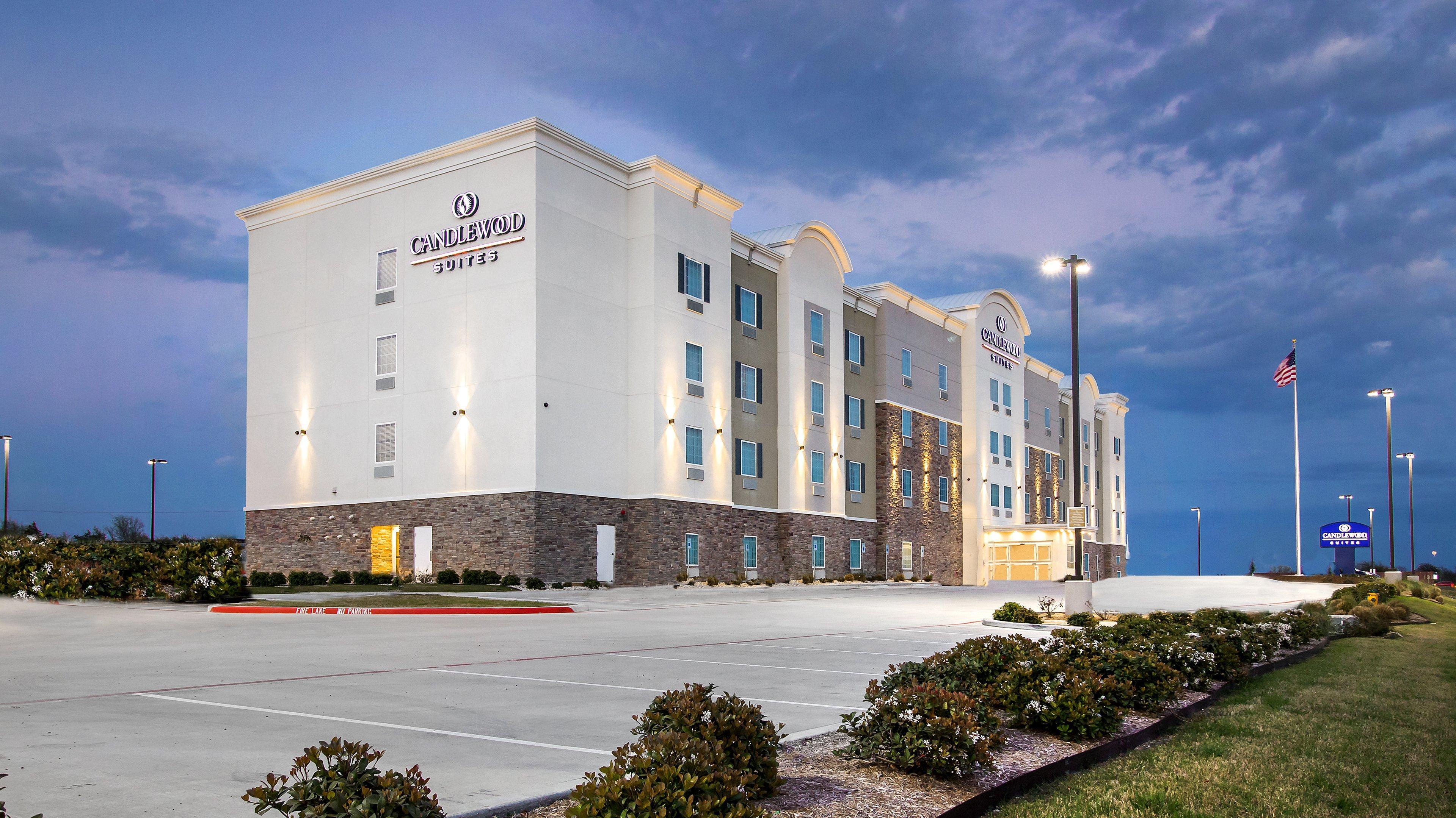 Candlewood Suites Waco, An Ihg Hotel Exterior photo